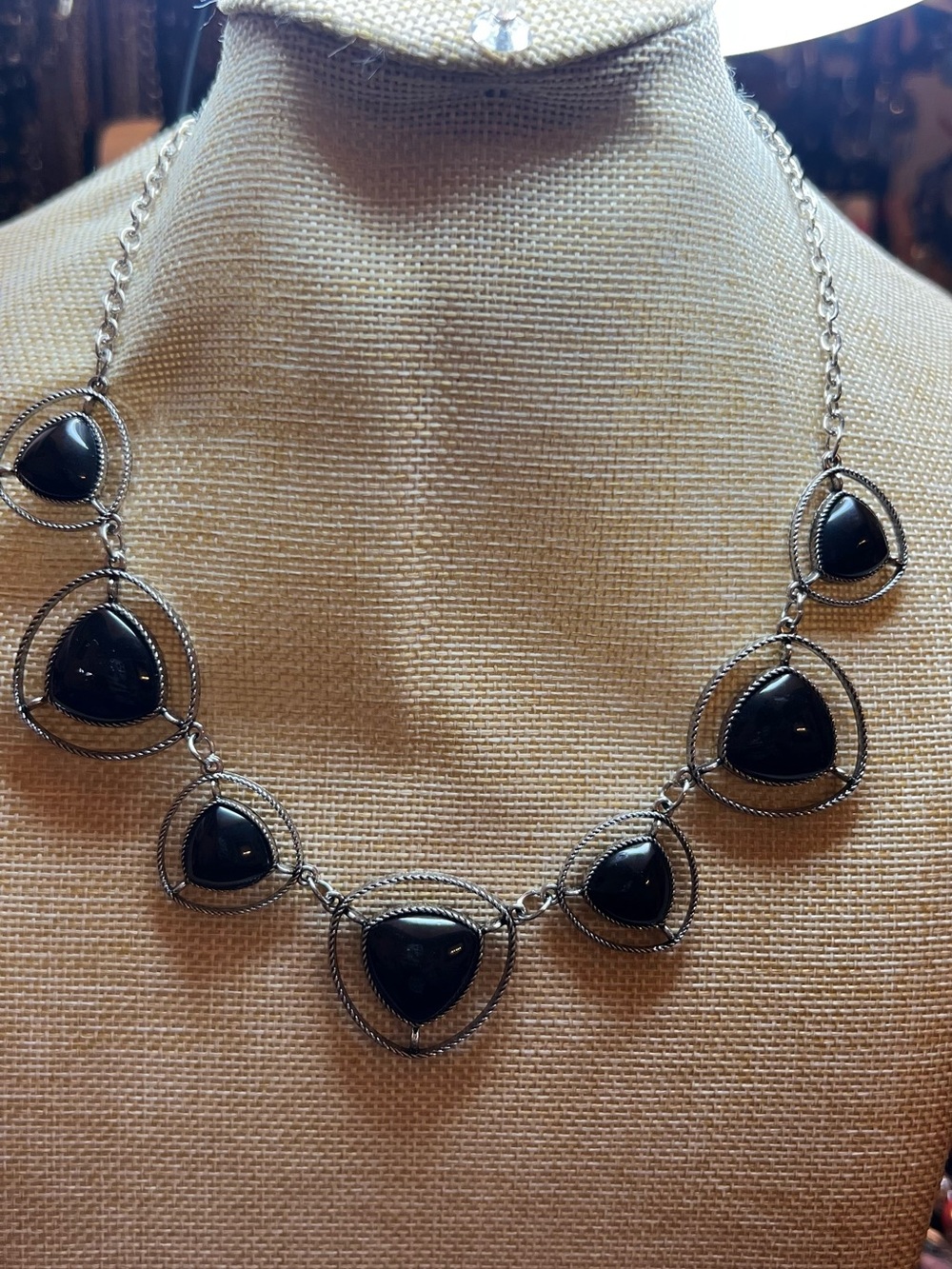 Elegant Black Stone Pendant Necklace - Women Jewelry